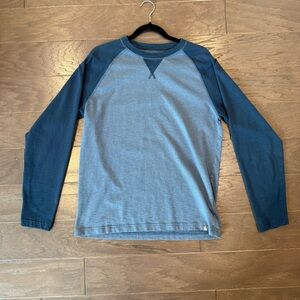 The North Face Men’s Raglan Long Sleeve Tee – Medium